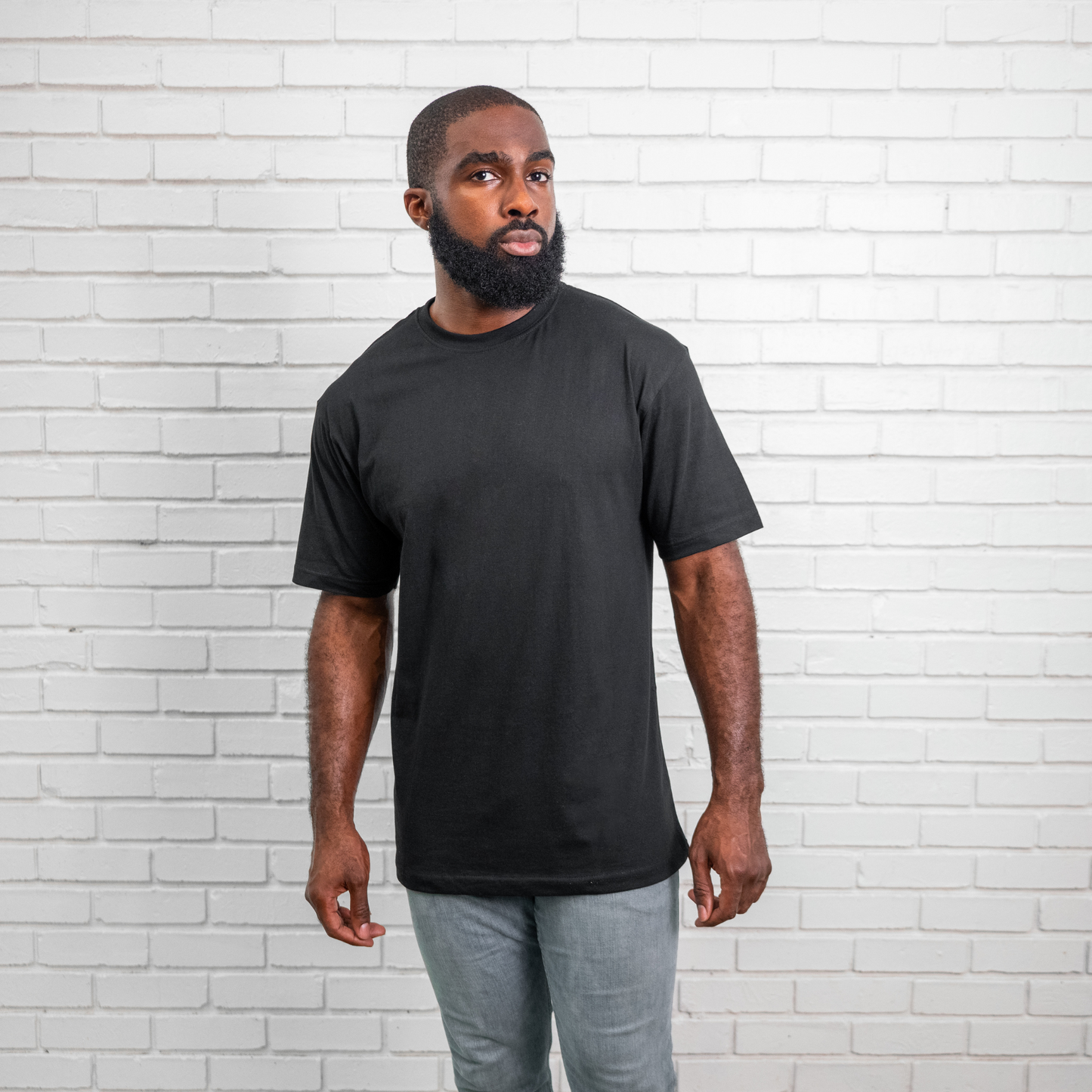 Men Solid Round Neck Black T-Shirt